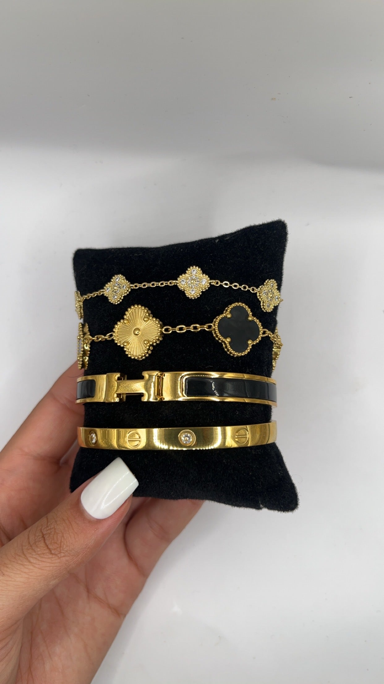 Portofino | Stack de Pulseiras Douradas