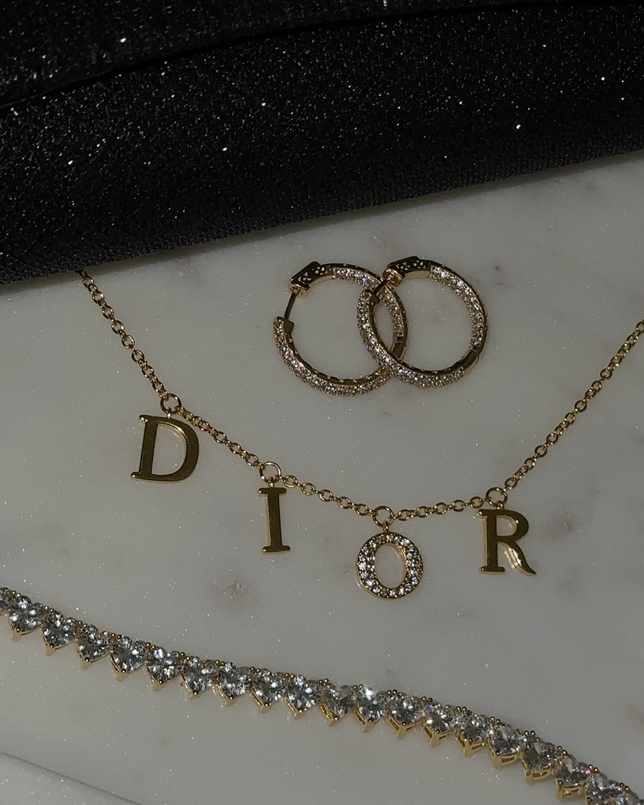 Cannes | Colar Inicial Dourado