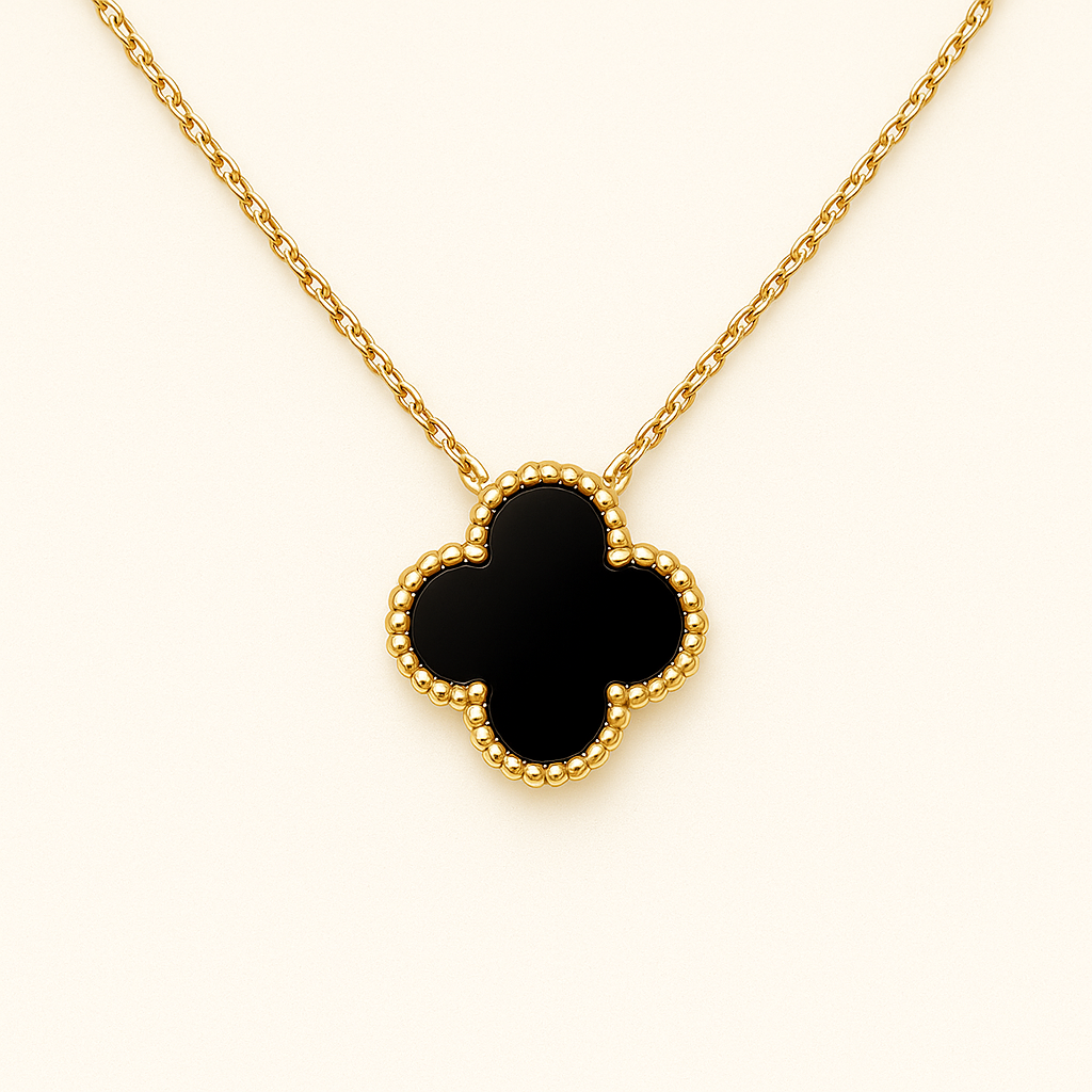 Manuela | Conjunto Trevo Preto