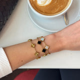 Luna | Pulseira Inicial Trevo Dourada
