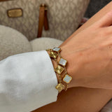 Luna | Pulseira Inicial Trevo Dourada