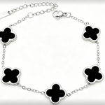 Helena | Pulseira Inicial Trevo Prateada